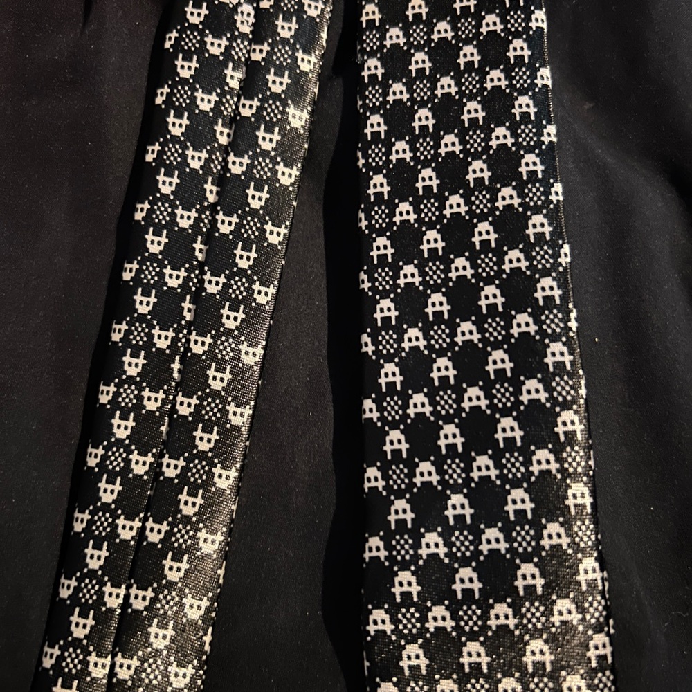 Space Invaders Tie
